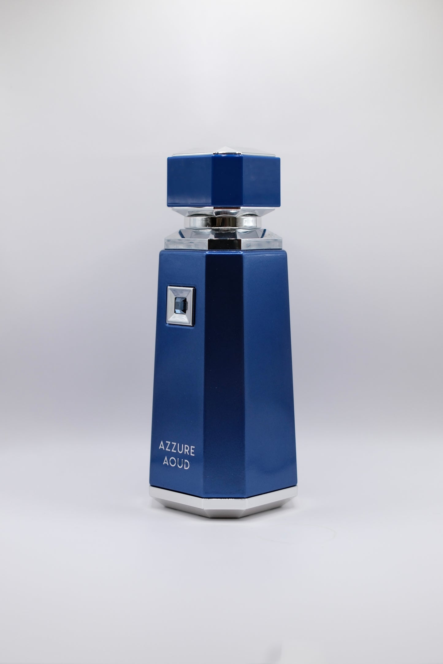 AZZURE AOUD