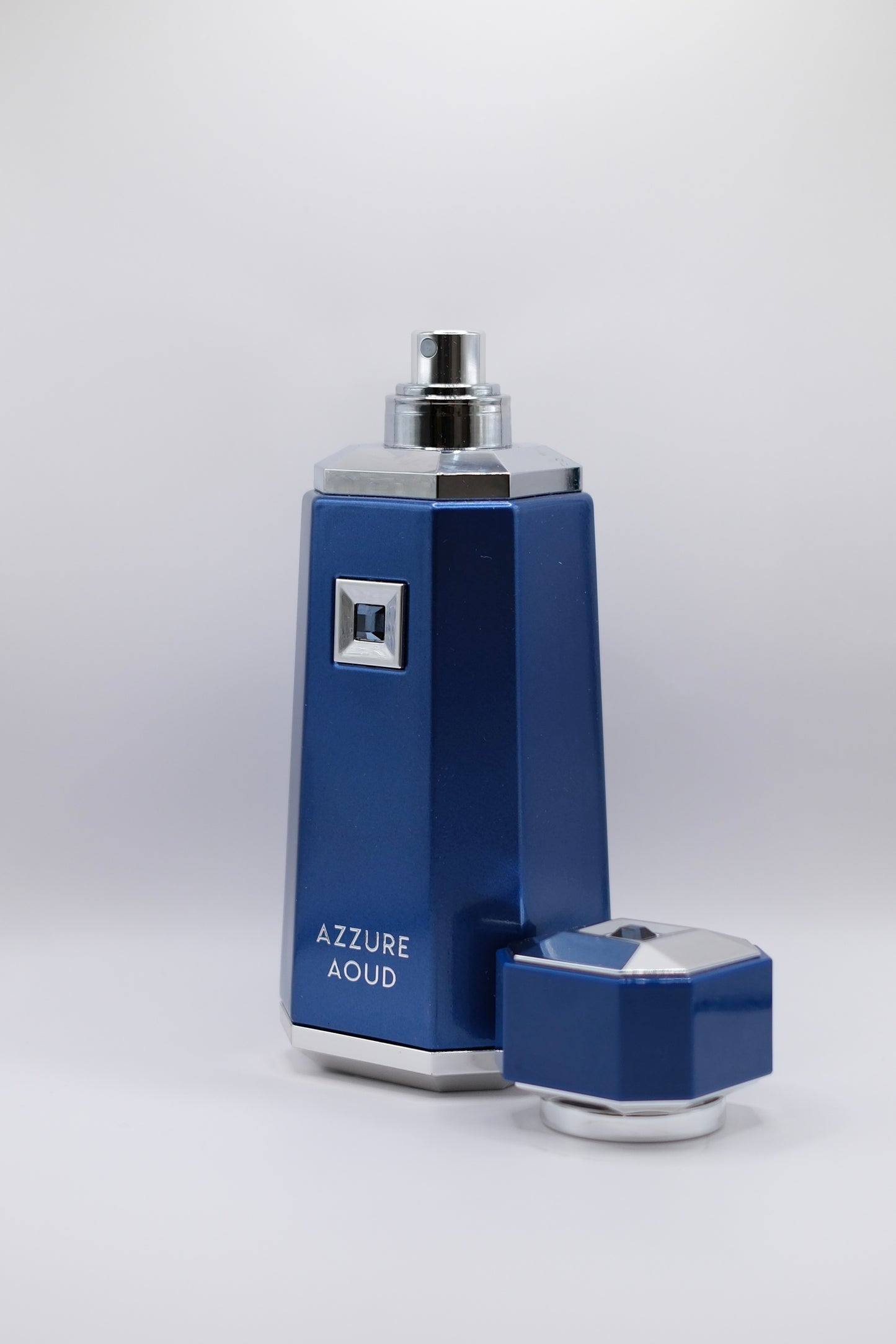 AZZURE AOUD