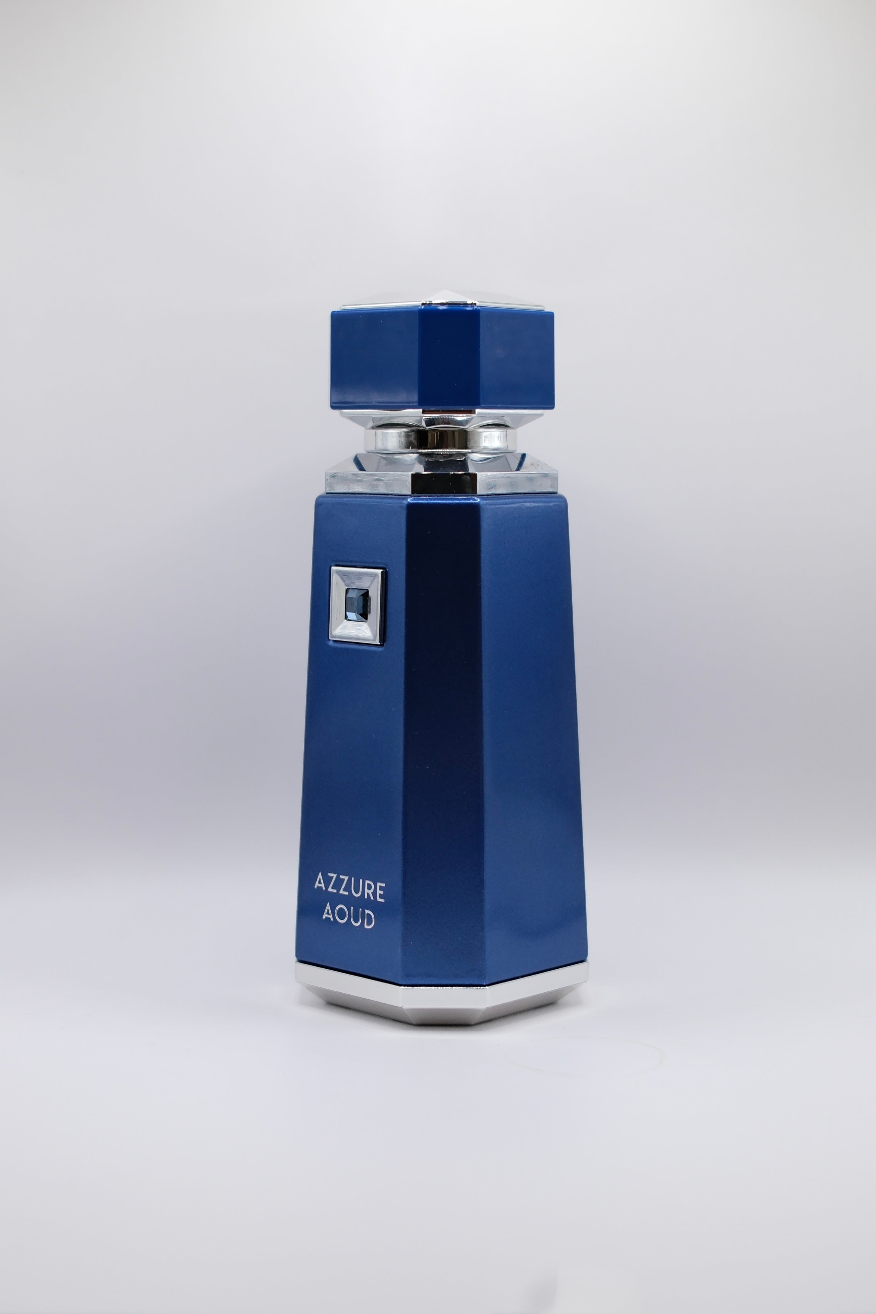 AZZURE AOUD